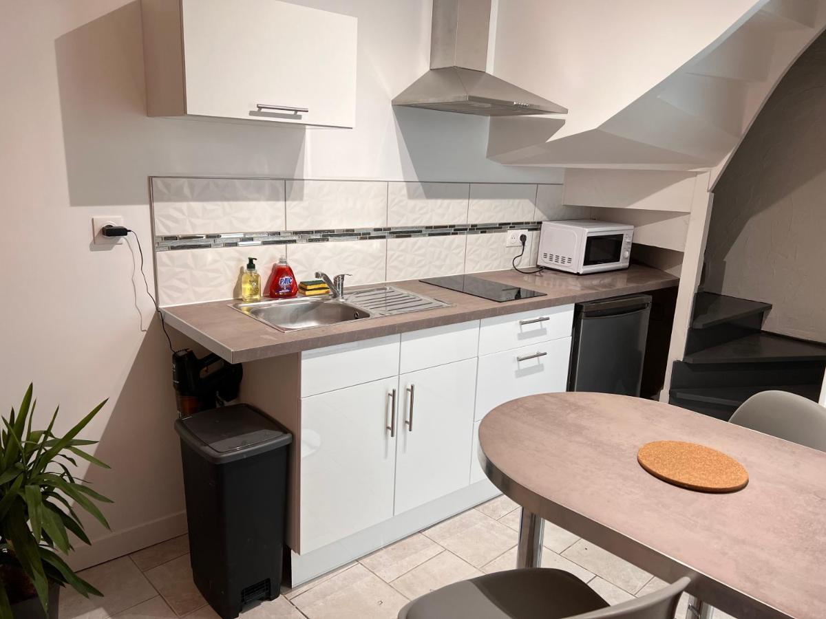 Apartment Yellowhouse - Teleworking- Wifi - Cosyhousebyjanna Chatellerault